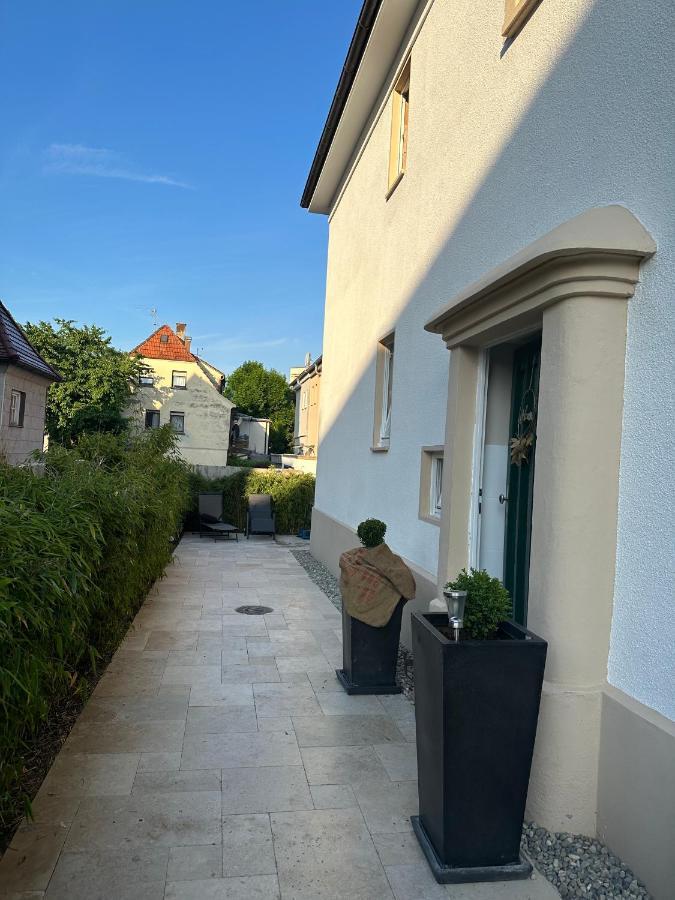 Altes Stadthaus Mit Garten Und Gewolbekeller