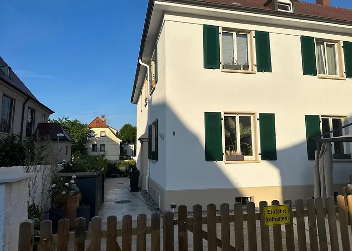 Altes Stadthaus Mit Garten Und Gewoelbekeller
